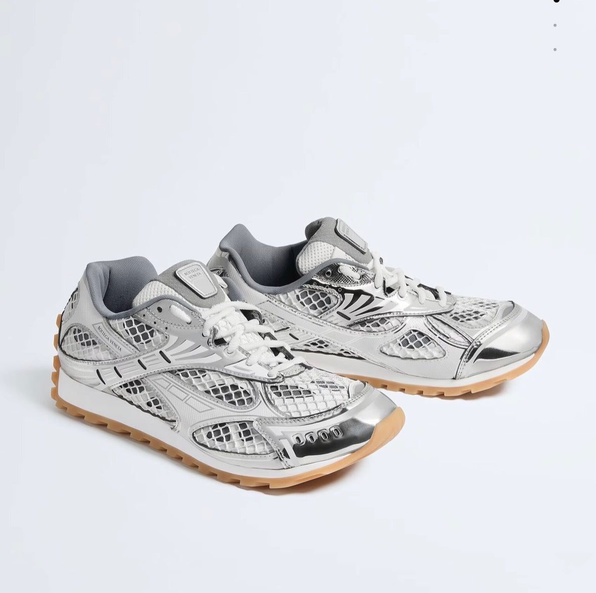 Silver Bottega